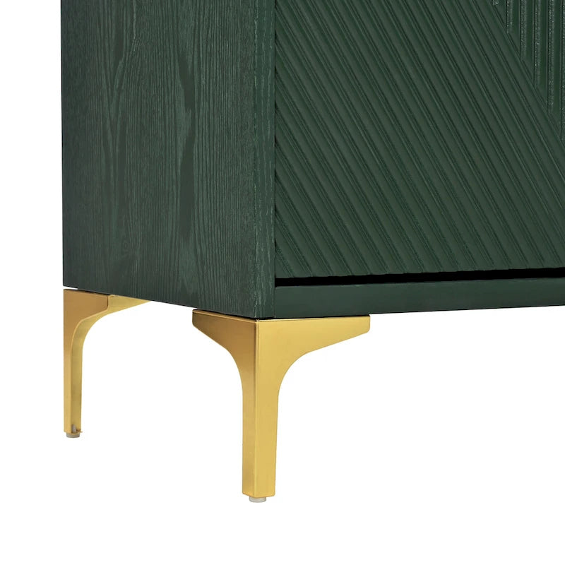 Buffet 4 portes avec panneaux de porte sculptés et étagères réglables