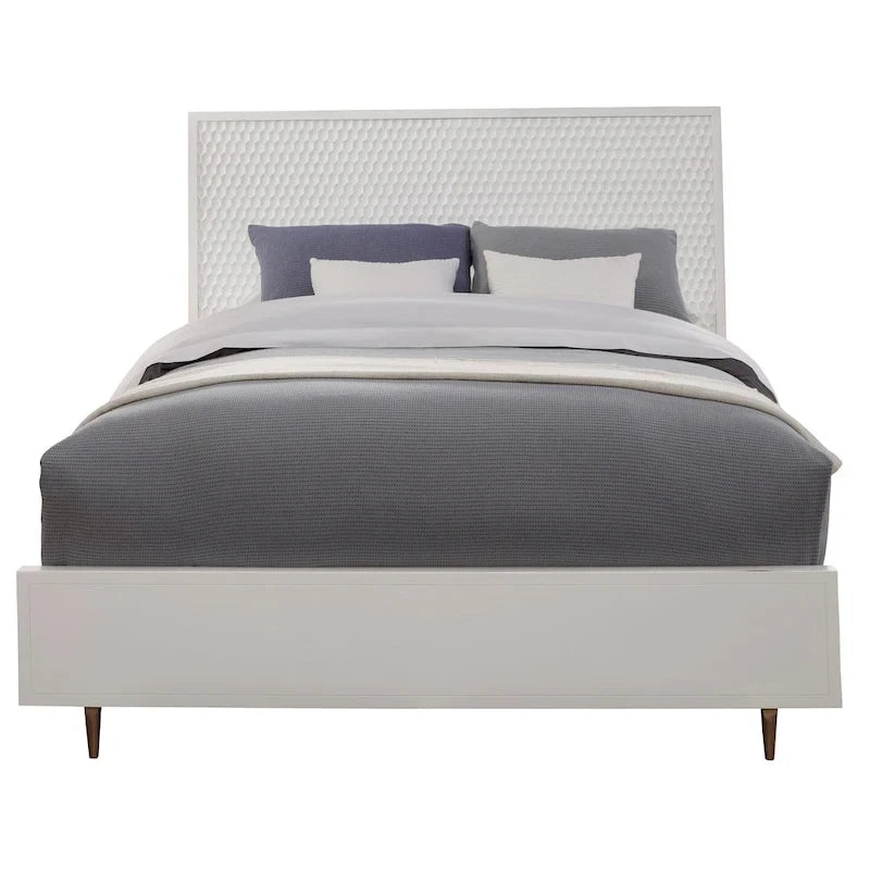 Lit panneau Perle Blanche avec tête de lit texturée et pieds dorés