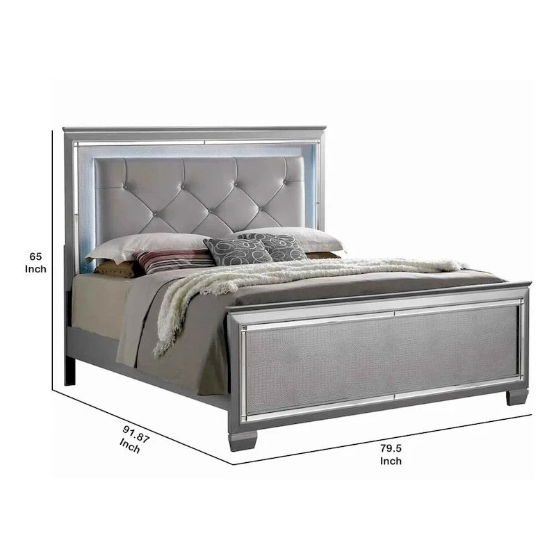 Très grand lit (California King) texturé avec garnitures argentées, beige