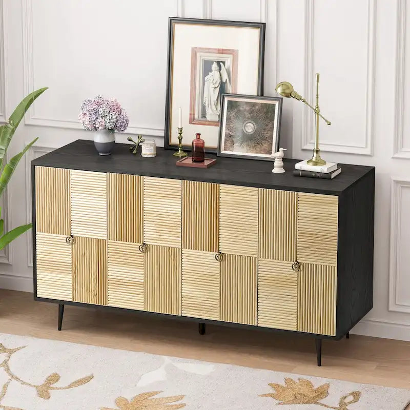 Élégante armoire vintage à 4 portes