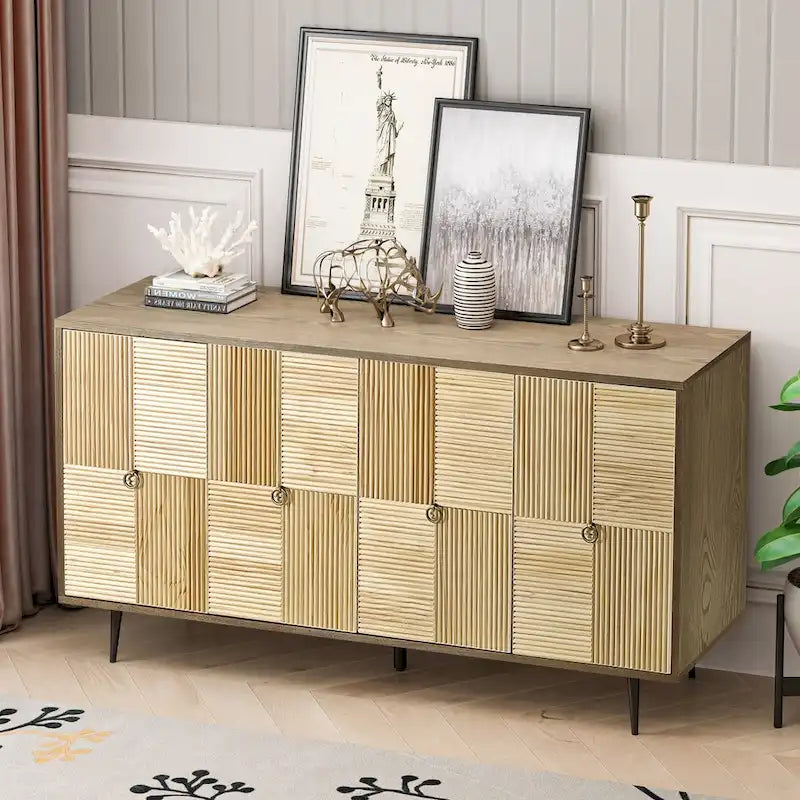 Élégante armoire vintage à 4 portes