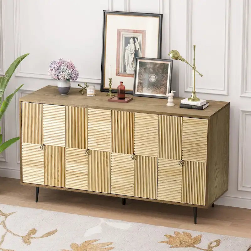 Élégante armoire vintage à 4 portes