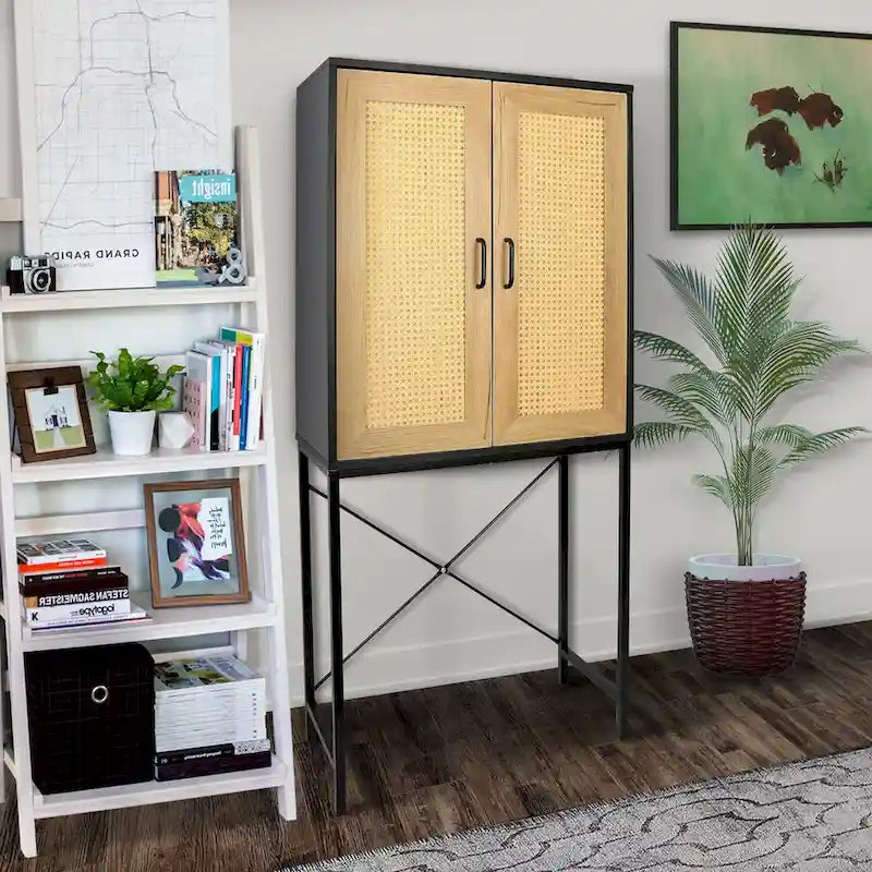 Armoire haute élégante de 59 po avec 2 portes en rotin